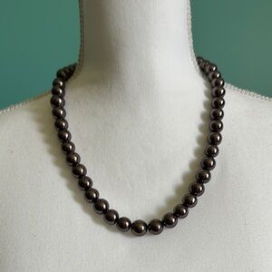 Classic Black Beaded Necklace with Lustrous Finish